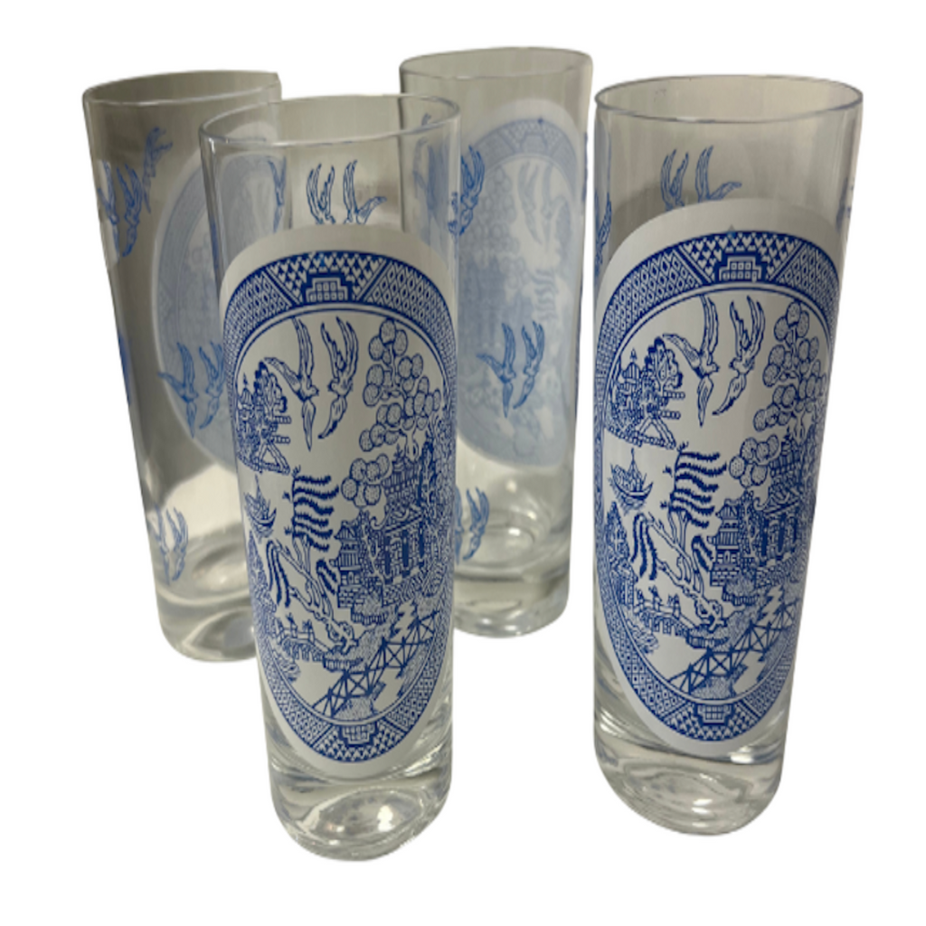 Vintage Blue Willow Glasses, Set of 4 - Noble Designs